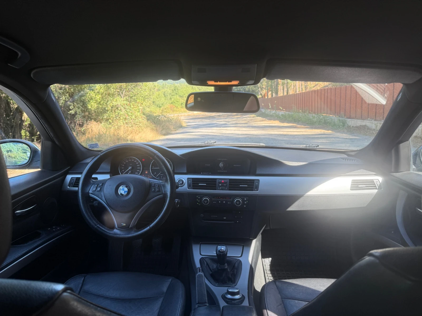 BMW 320 D 163ks Navi Xenon Обслужена, снимка 11 - Автомобили и джипове - 56059784