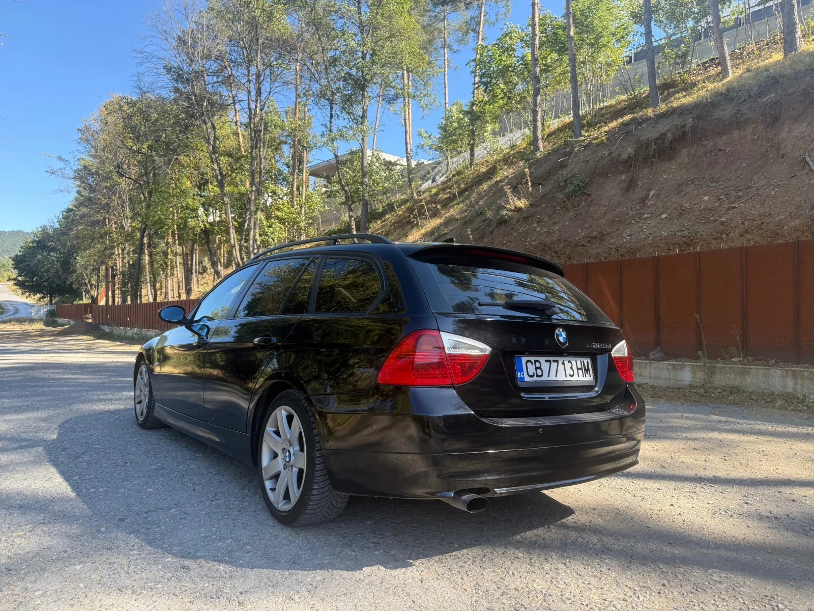 BMW 320 D 163ks Navi Xenon Обслужена, снимка 4 - Автомобили и джипове - 56059784