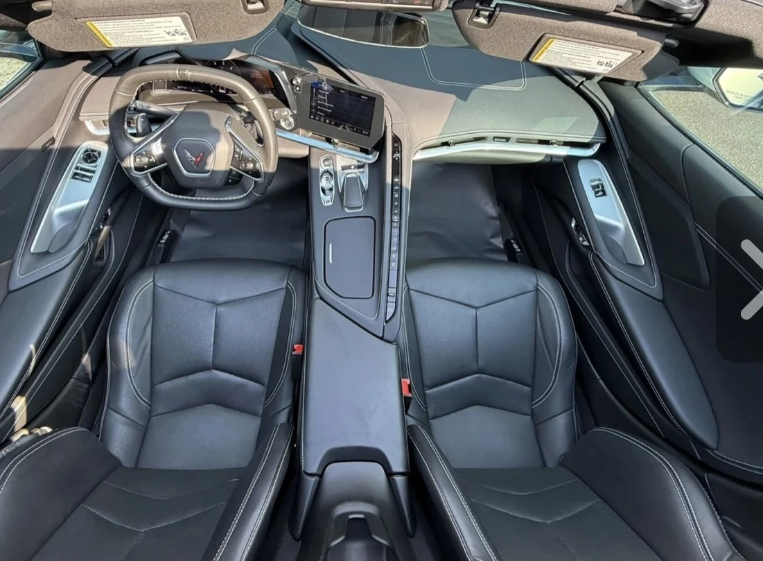 Chevrolet Corvette C8 / STINGREY / LT1 / Камера / BOSE, снимка 13 - Автомобили и джипове - 56514019
