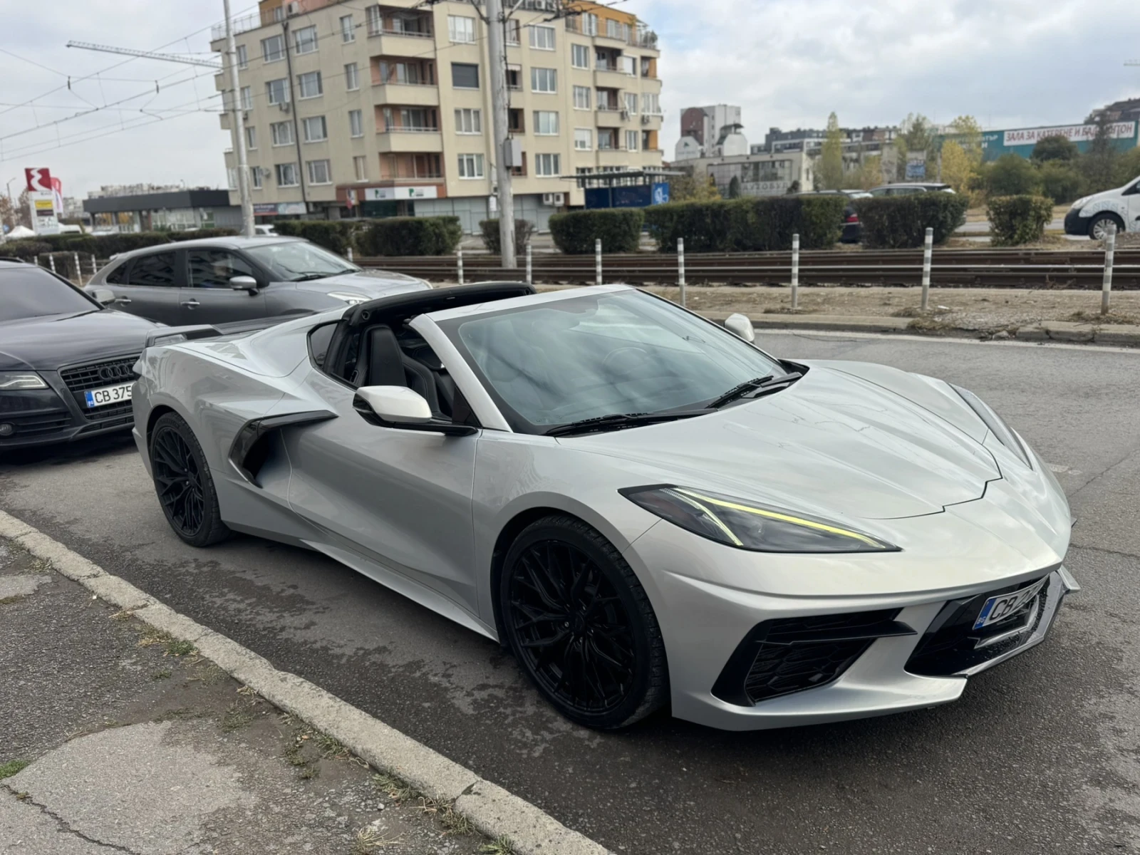 Chevrolet Corvette C8 / STINGREY / LT1 / Камера / BOSE, снимка 17 - Автомобили и джипове - 56514019