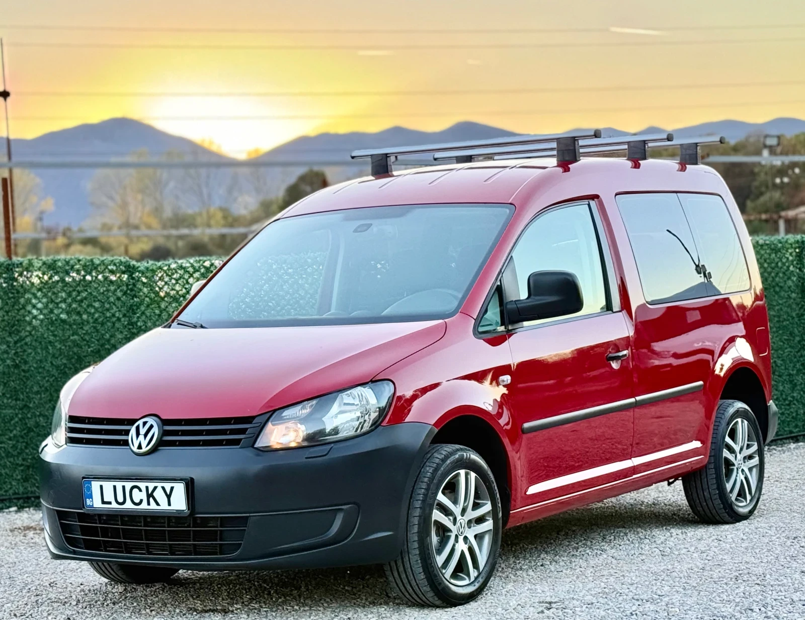 VW Caddy 2.0TDi Life//4x4* NAVI, снимка 3 - Автомобили и джипове - 56630264