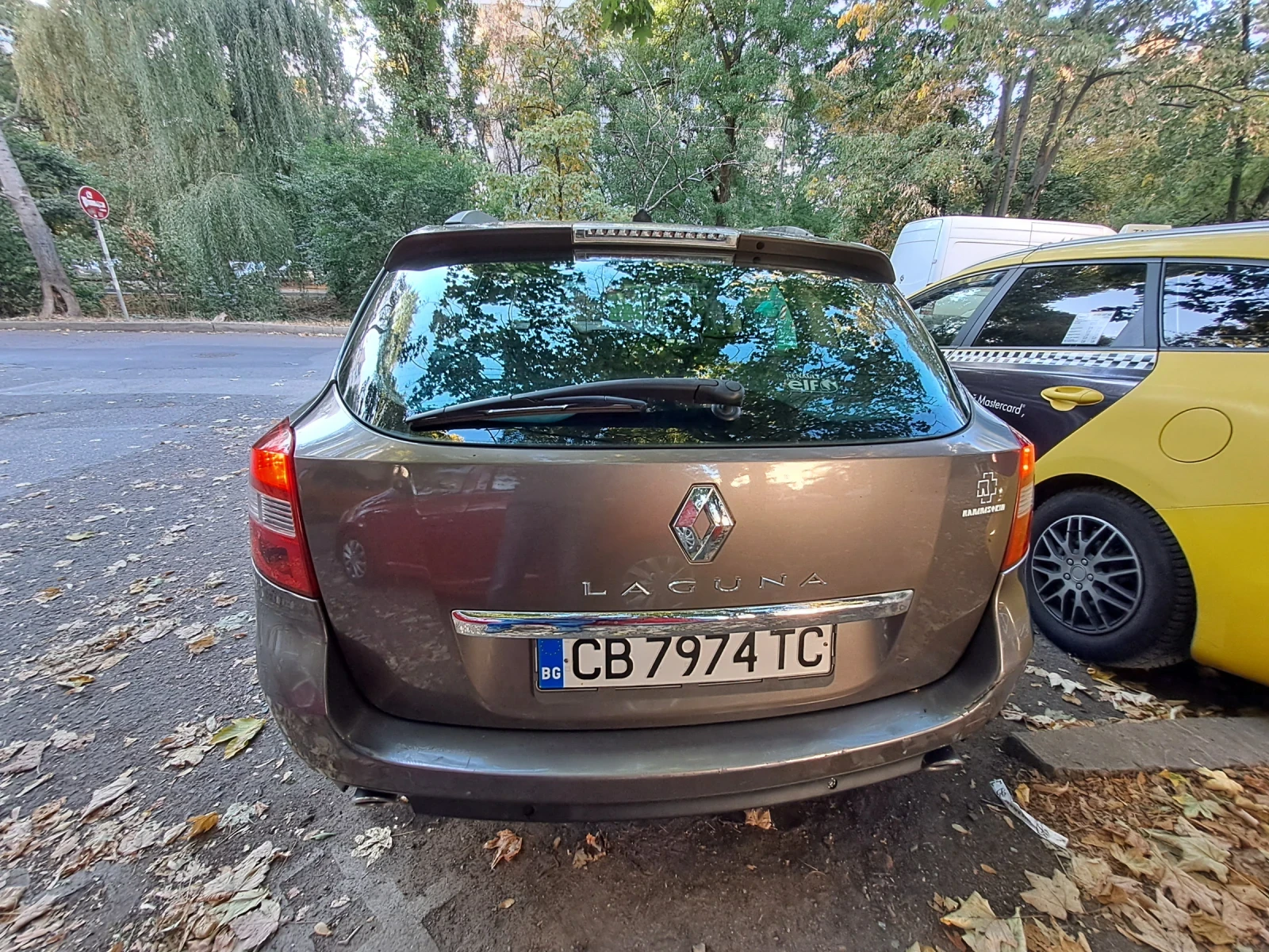 Renault Laguna 2.0 dci, 170 к.с., снимка 3 - Автомобили и джипове - 56637729