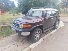 Обява за продажба на Toyota Fj cruiser 4.0 i V6 Automatic ~34 990 лв. - изображение 1