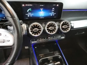 Mercedes-Benz GLB 4MATIC/AMG LINE/CARBON/PANO - 52500 лв. - 13910385 11