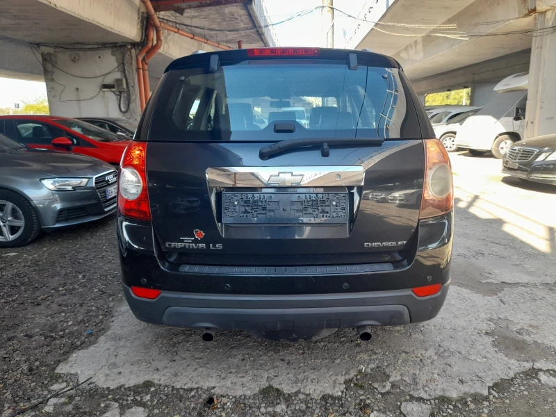 Chevrolet Captiva 2.4i-7 места-2010-ГАЗ, снимка 8 - Автомобили и джипове - 47622823