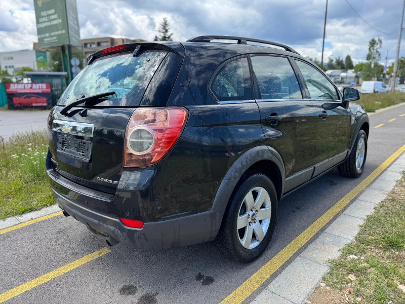 Chevrolet Captiva 2.4i-7 места-2010-ГАЗ, снимка 6 - Автомобили и джипове - 47622823