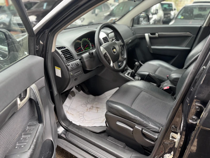 Chevrolet Captiva 2.4i-7 места-2010-ГАЗ, снимка 7 - Автомобили и джипове - 47622823