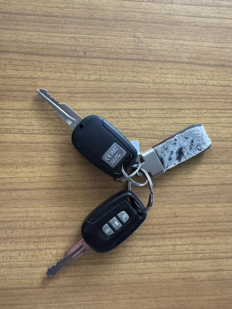 Chevrolet Captiva 2.4i-7 места-2010-ГАЗ, снимка 16 - Автомобили и джипове - 47622823