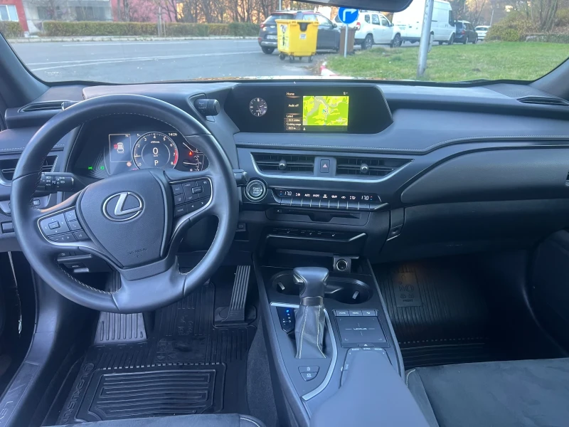 Lexus UX 200 UX 200, снимка 8 - Автомобили и джипове - 48015524