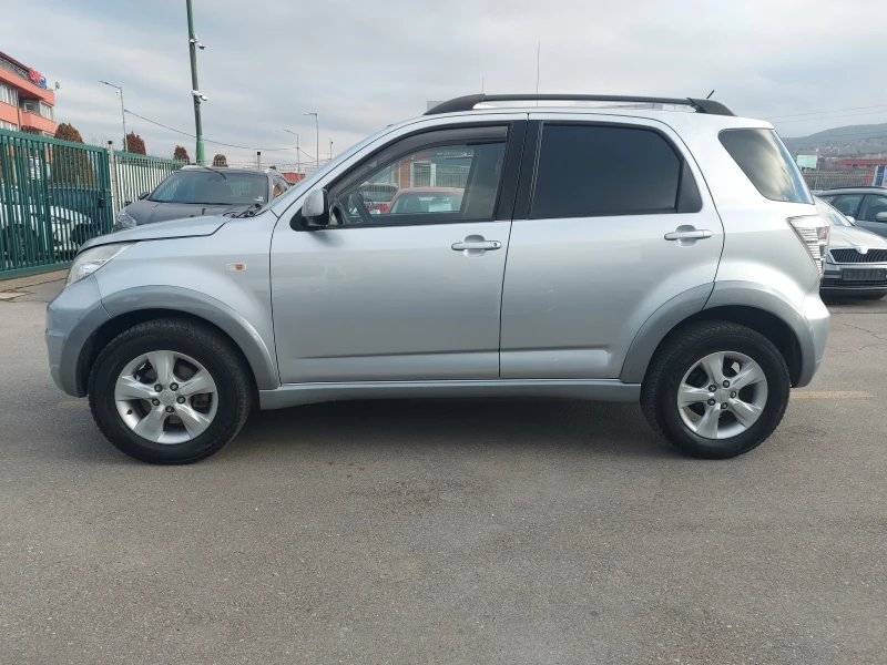 Daihatsu Terios 1.5i, ГАЗОВ ИНЖЕКЦИОН, 4 х 4, ИТАЛИЯ, снимка 5 - Автомобили и джипове - 48324605