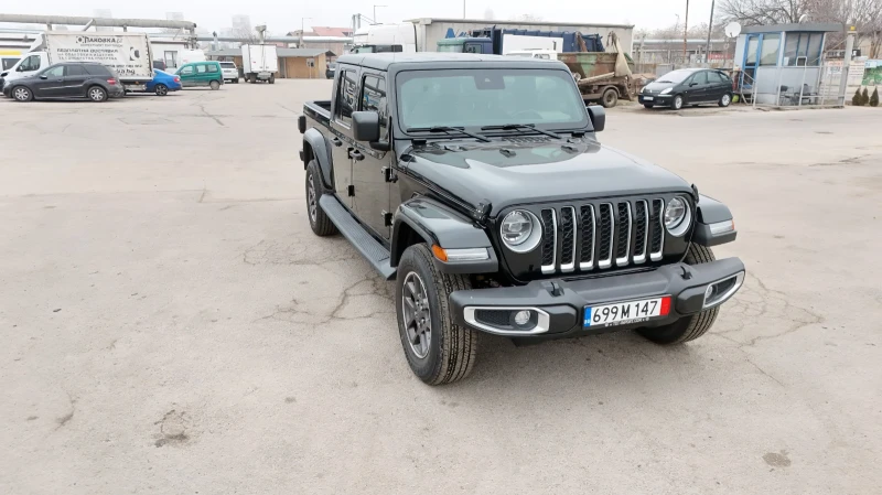 Jeep Gladiator, снимка 2 - Автомобили и джипове - 49269611