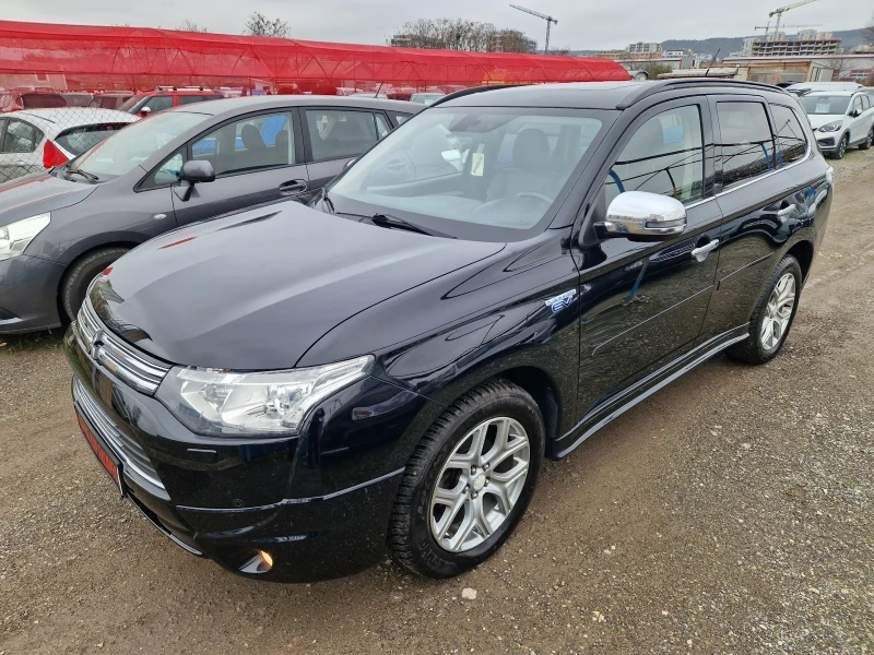 Mitsubishi Outlander 2.0 PHEV 4WD, снимка 6 - Автомобили и джипове - 52708815