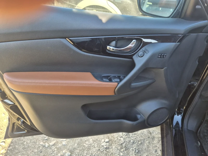 Nissan Rogue, снимка 6 - Автомобили и джипове - 52934232