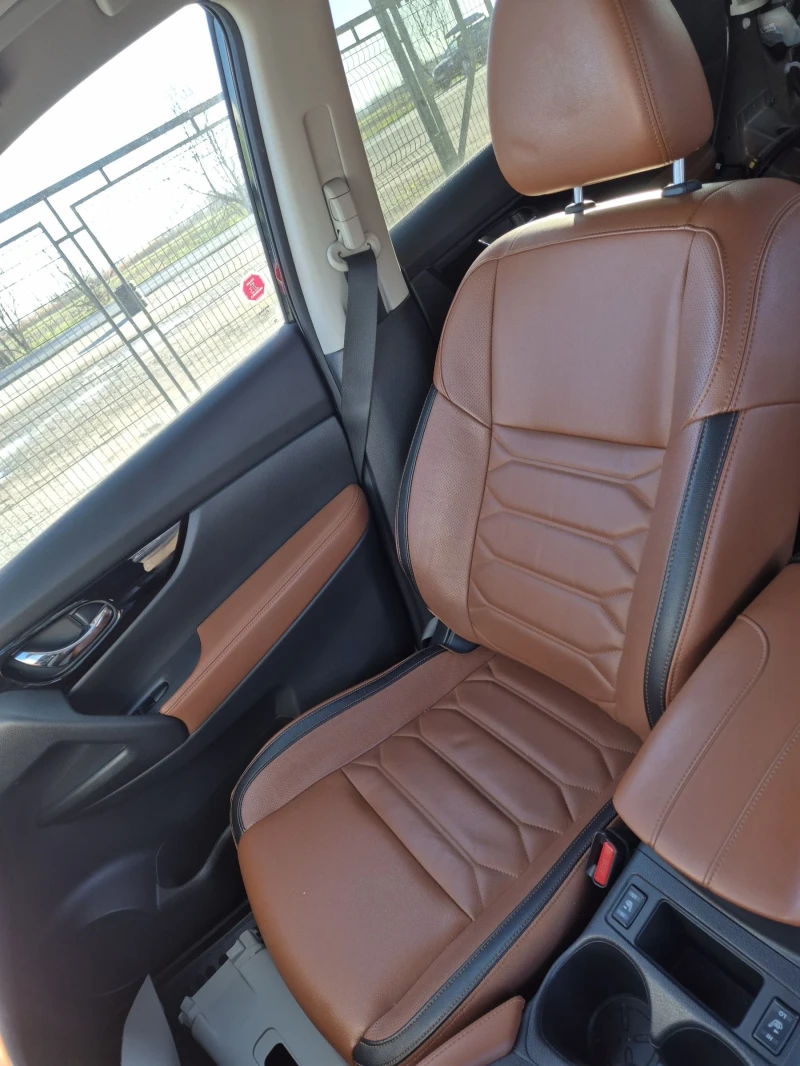 Nissan Rogue, снимка 5 - Автомобили и джипове - 52934232