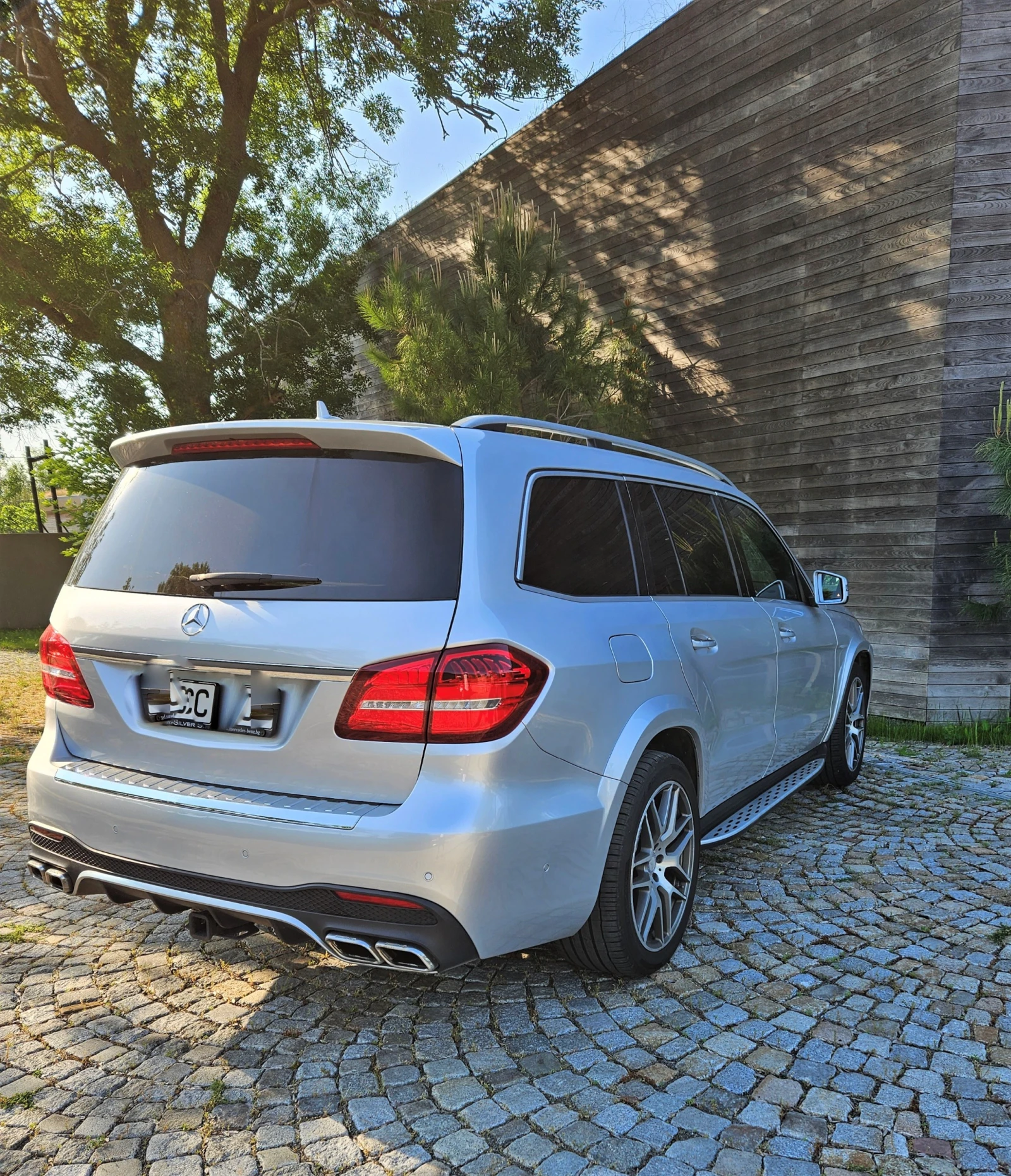 Mercedes-Benz GLS  - изображение 4