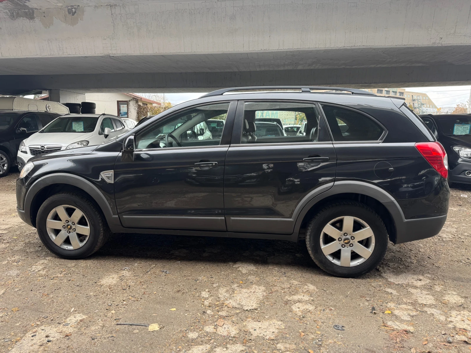 Chevrolet Captiva 2.4i-7 места-2010-ГАЗ - изображение 4