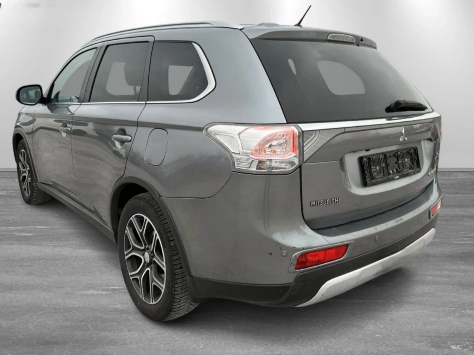 Mitsubishi Outlander AWD / 2.3d / Automatic / Всички екстри  - изображение 3