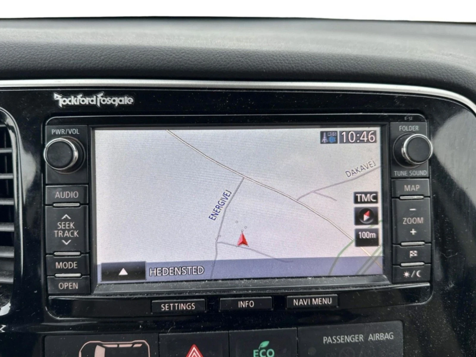 Mitsubishi Outlander AWD / 2.3d / Automatic / Всички екстри  - изображение 7