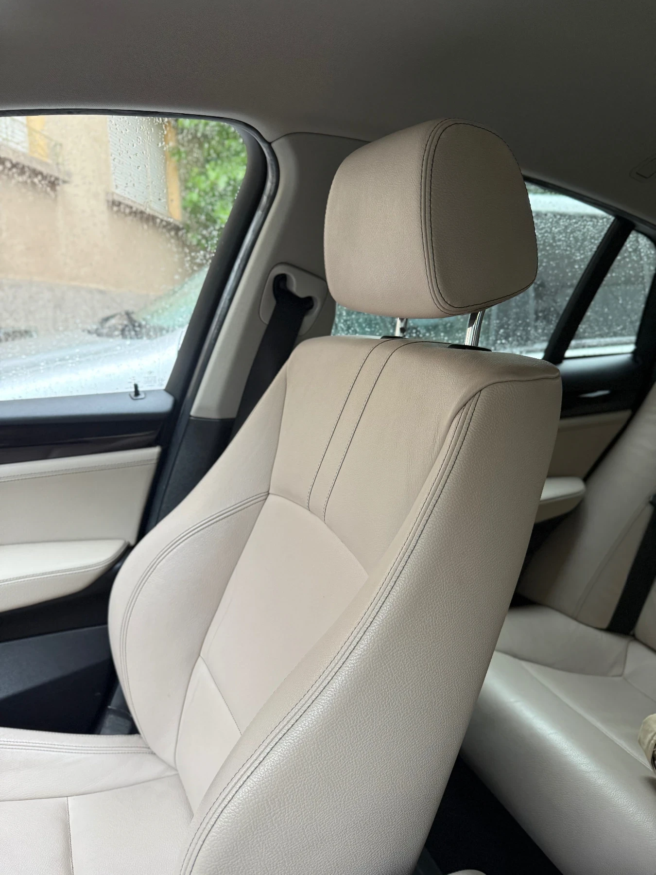BMW X4 2.0 - изображение 9