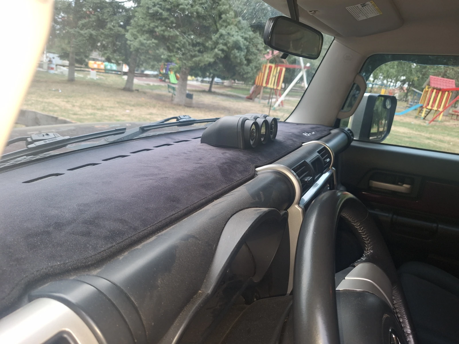 Toyota Fj cruiser 4.0 i V6 Automatic - изображение 10