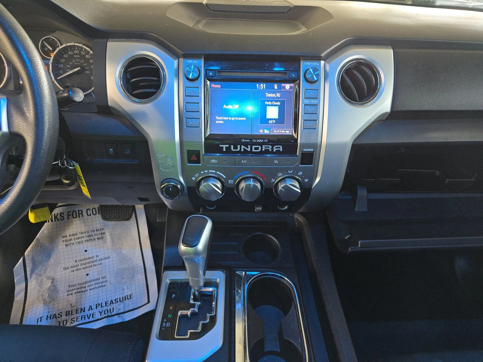 Toyota Tundra 5.7 HEMI* SR5 Extended Cab Medium Bed - изображение 9