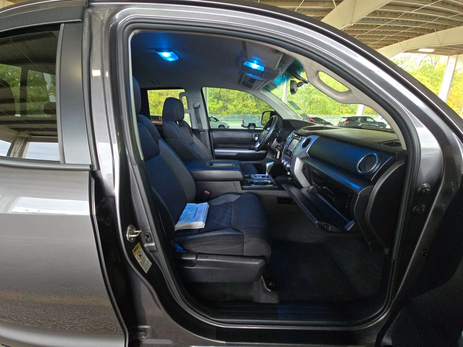 Toyota Tundra 5.7 HEMI* SR5 Extended Cab Medium Bed | Mobile.bg   11