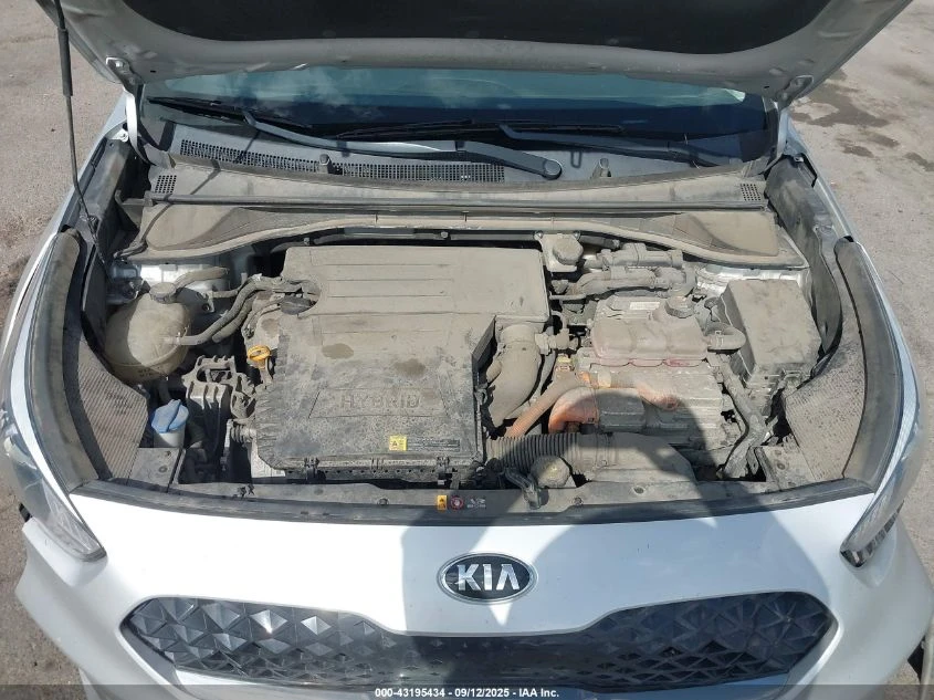 Kia Niro 1.6L I-4 DI, DOHC, VVT, 104HP Front Wheel Drive | Mobile.bg   17