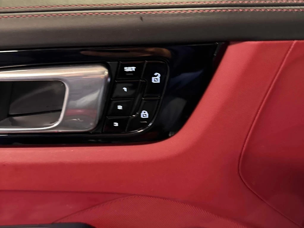 Porsche Cayenne 2020 E Hybrid * CARFAX * ��� ������������ ������ | Mobile.bg � ����������� 12