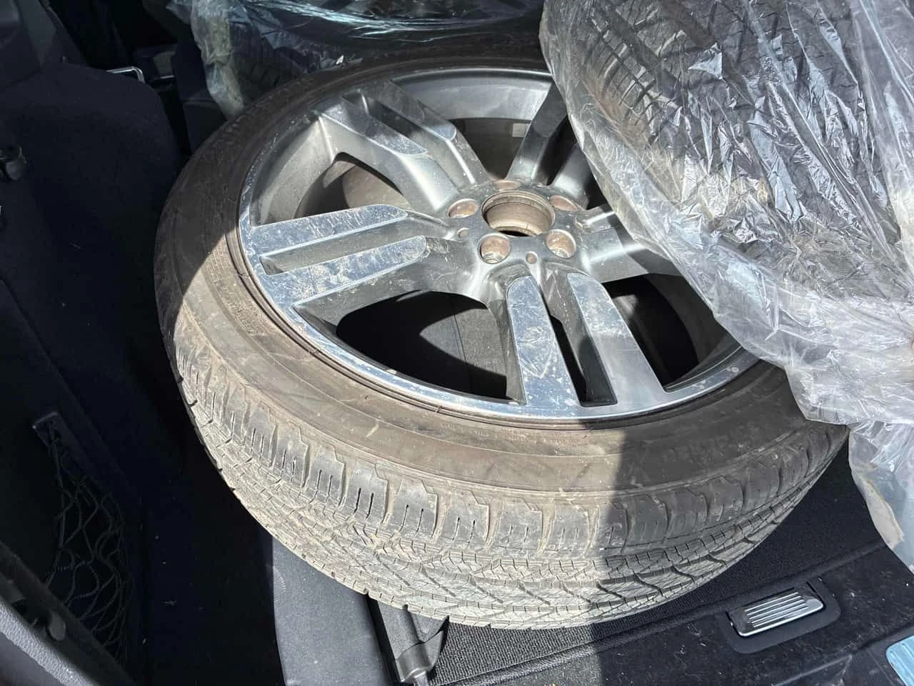 Mercedes-Benz GLK 350| ПОДГРЕВИ| КЛИП НА МОТОР + ГУМИ С ДЖАНТИ, снимка 14 - Автомобили и джипове - 54001930