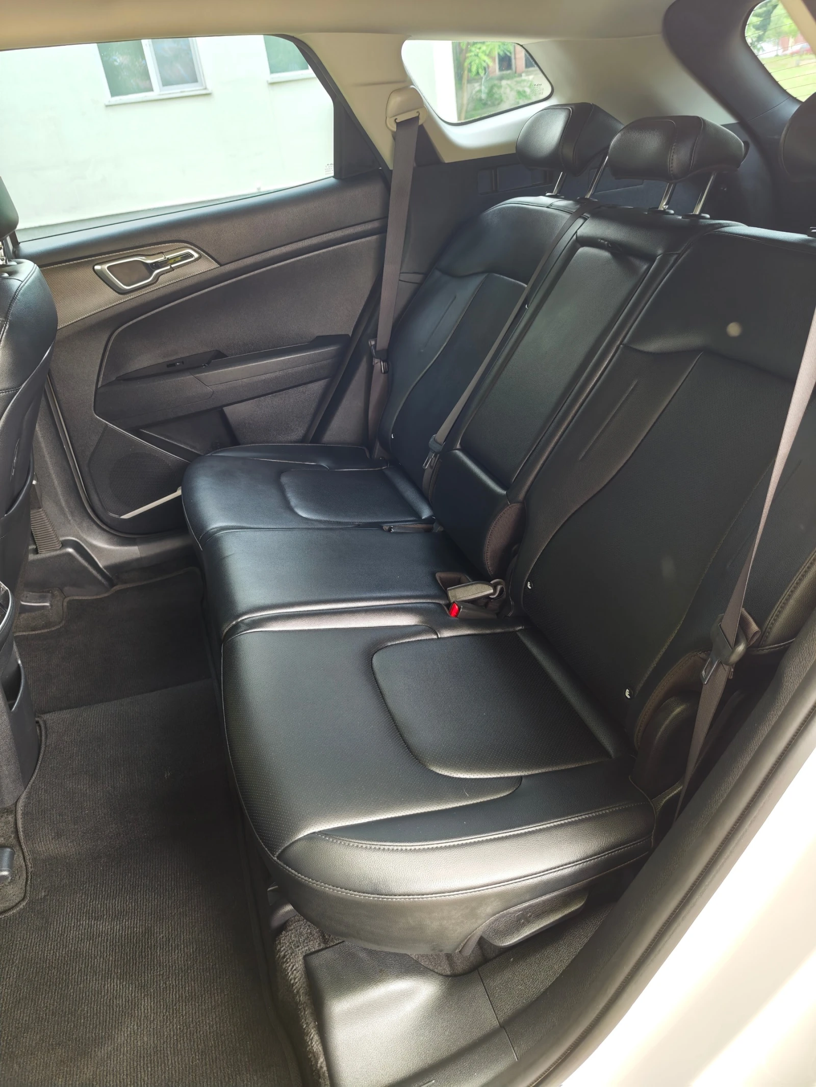 Kia Sportage 2.2 CRDI 4x4, снимка 17 - Автомобили и джипове - 54067322