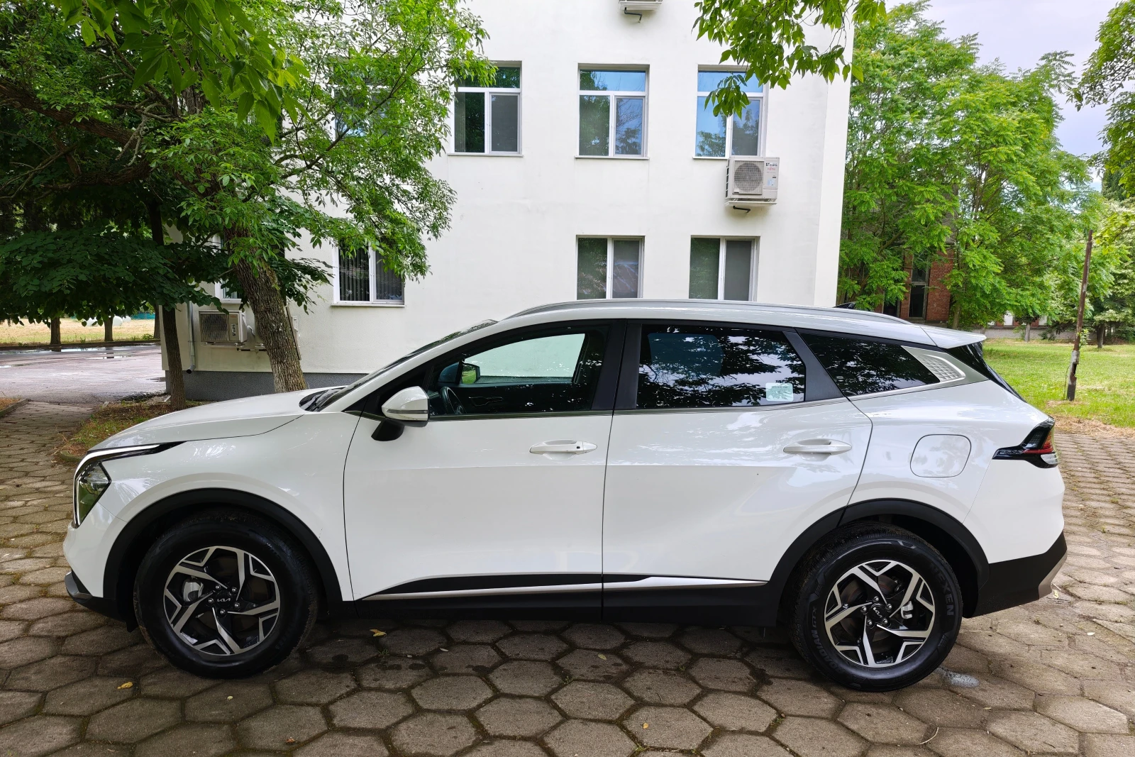 Kia Sportage 2.2 CRDI 4x4, снимка 3 - Автомобили и джипове - 54067322