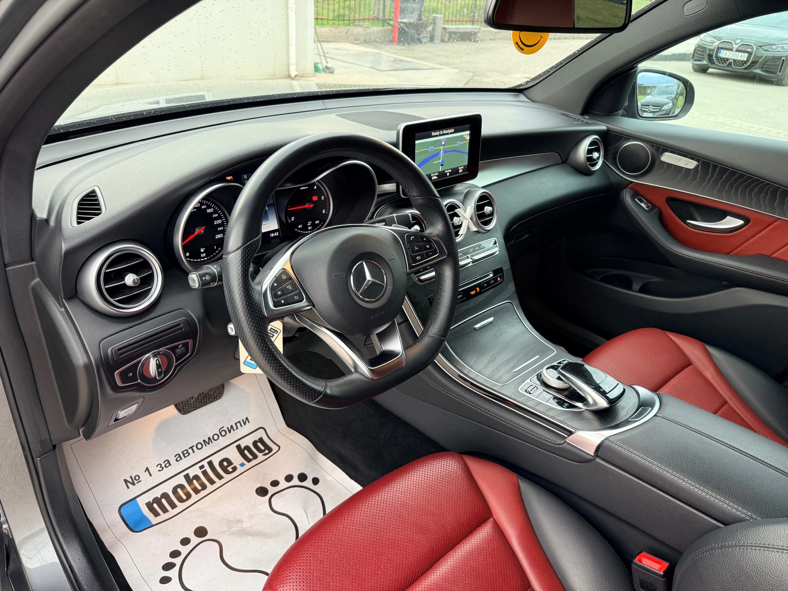 Mercedes-Benz GLC 220 COUPE / EDITION 1 AMG /9G/ 4MATIC /NIGHT PACK/ , снимка 9 - Автомобили и джипове - 54540774
