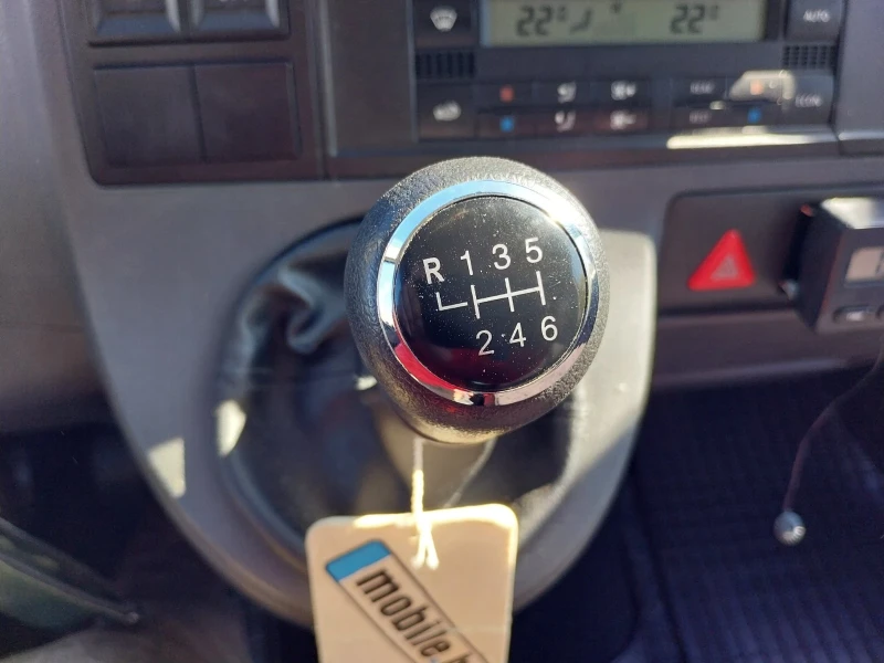 VW T5 Caravelle 2, 5 tdi long 130hp 4motion, снимка 12 - Бусове и автобуси - 53093681