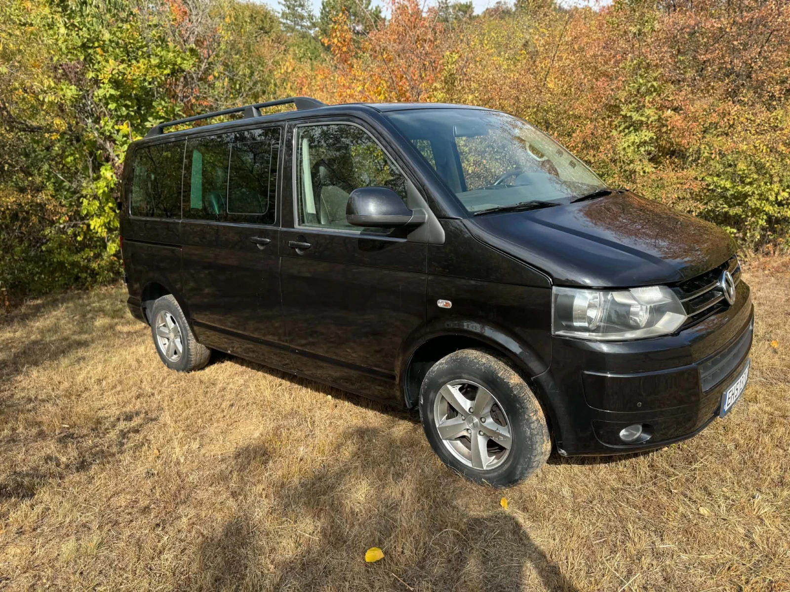 VW Caravelle, снимка 2 - Бусове и автобуси - 56462644