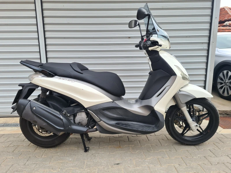 Piaggio Beverly 350ie, снимка 2 - Мотоциклети и мототехника - 51850442