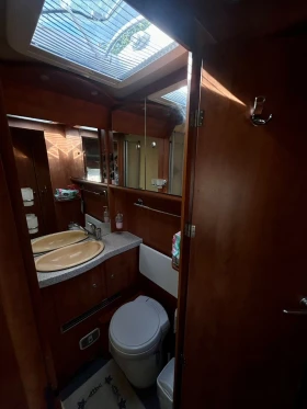Кемпер Carthago Chic I51 S Plus IVECO 50C18 3.0d 16V 214kc, снимка 9