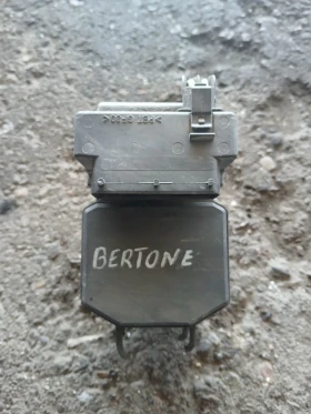 0 265 220 584 ABS помпа Opel Astra Bertone, снимка 1