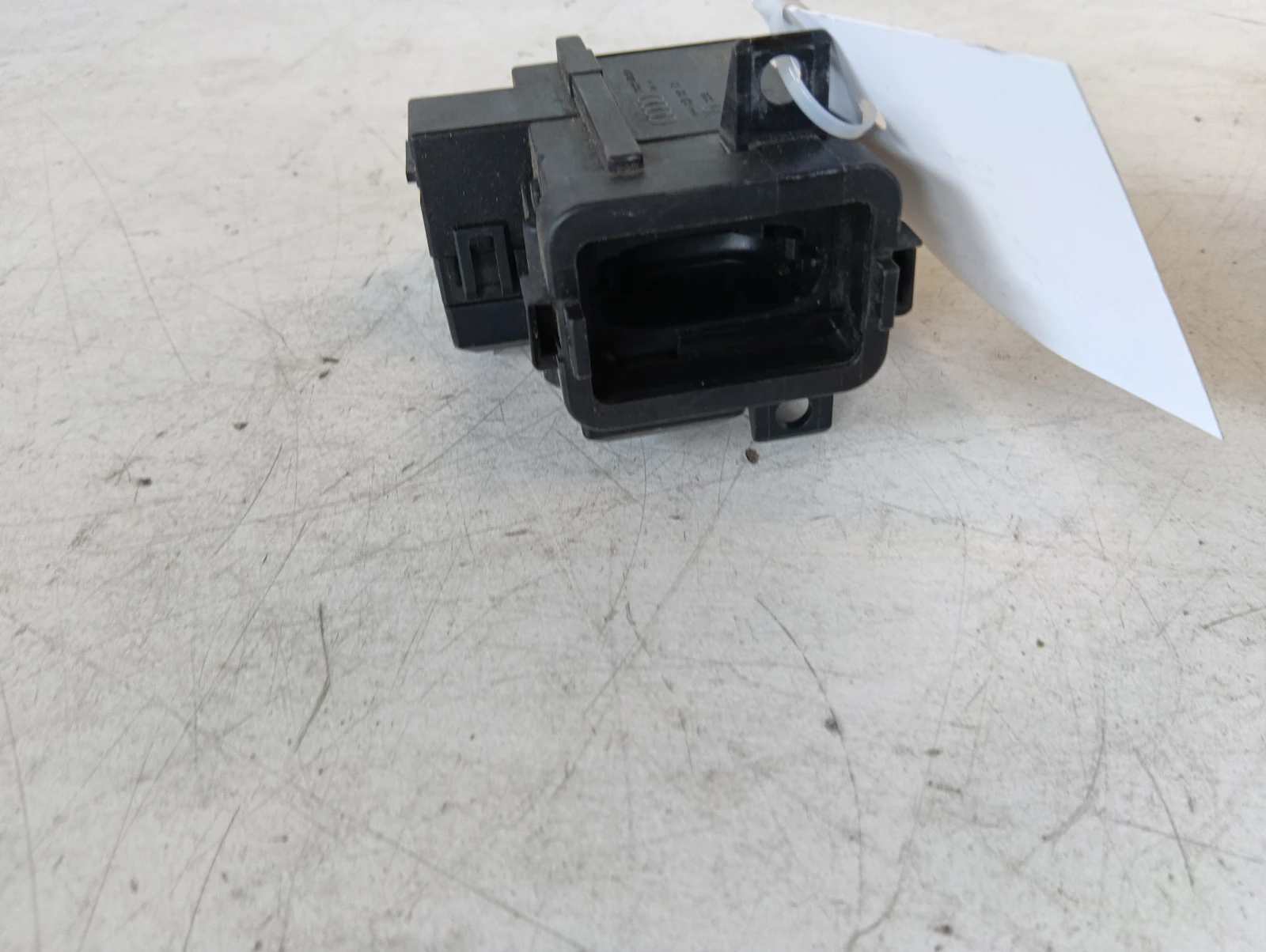 гълтач ключ 8K0909131D Audi A5