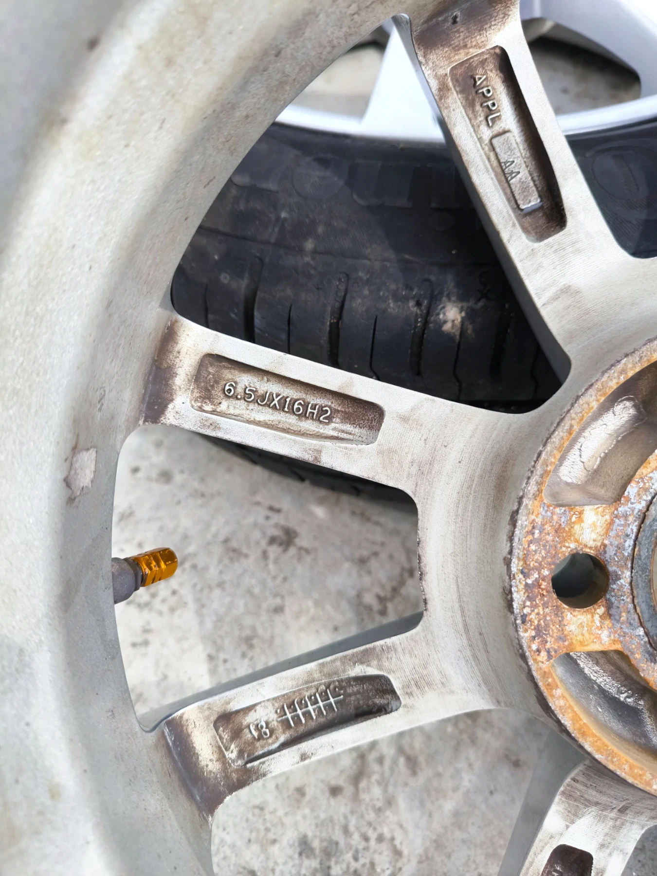 Гуми с джанти Continental 205/55R16, снимка 7 - Гуми и джанти - 53929217