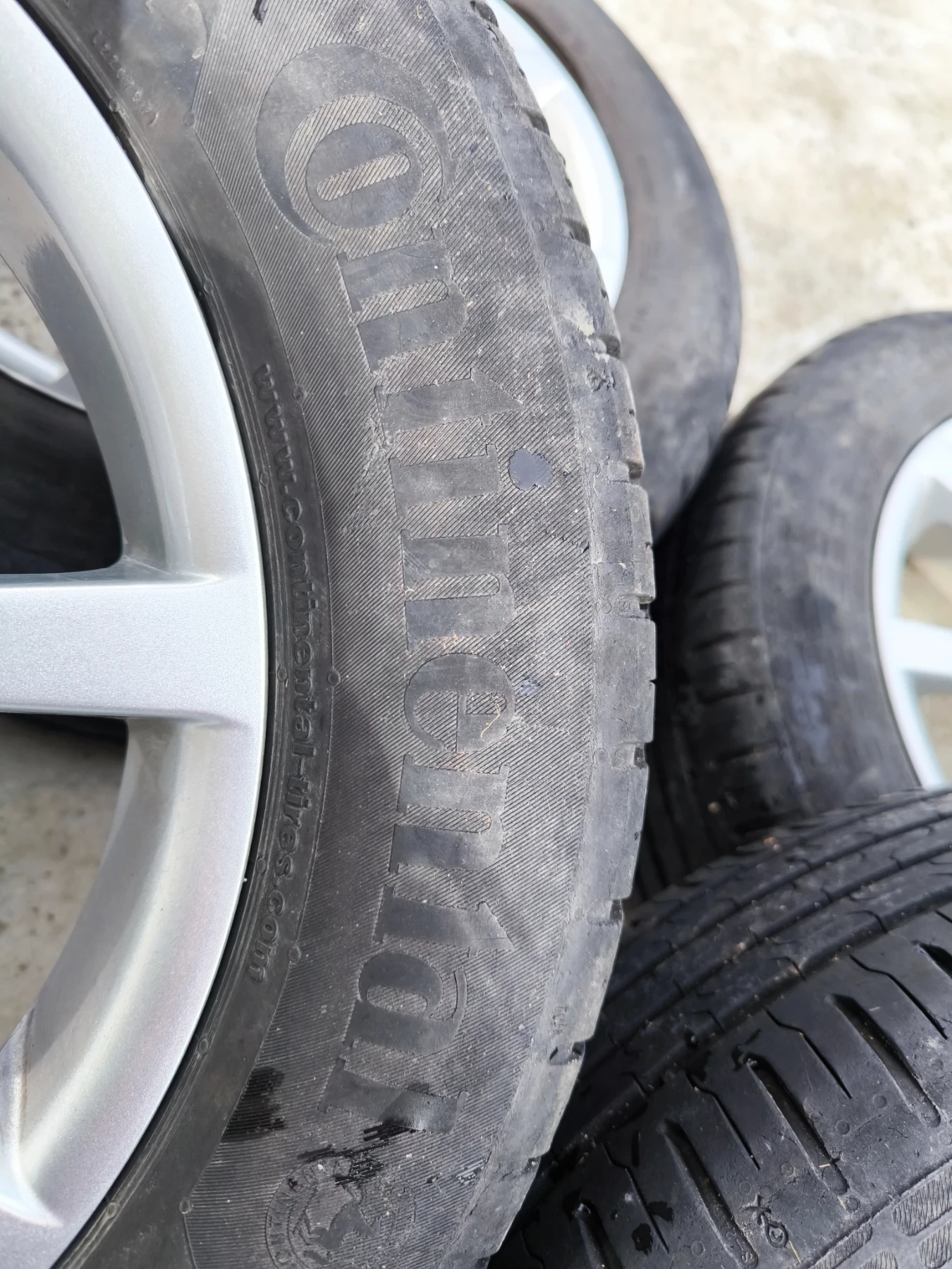 Гуми с джанти Continental 205/55R16, снимка 3 - Гуми и джанти - 53929217