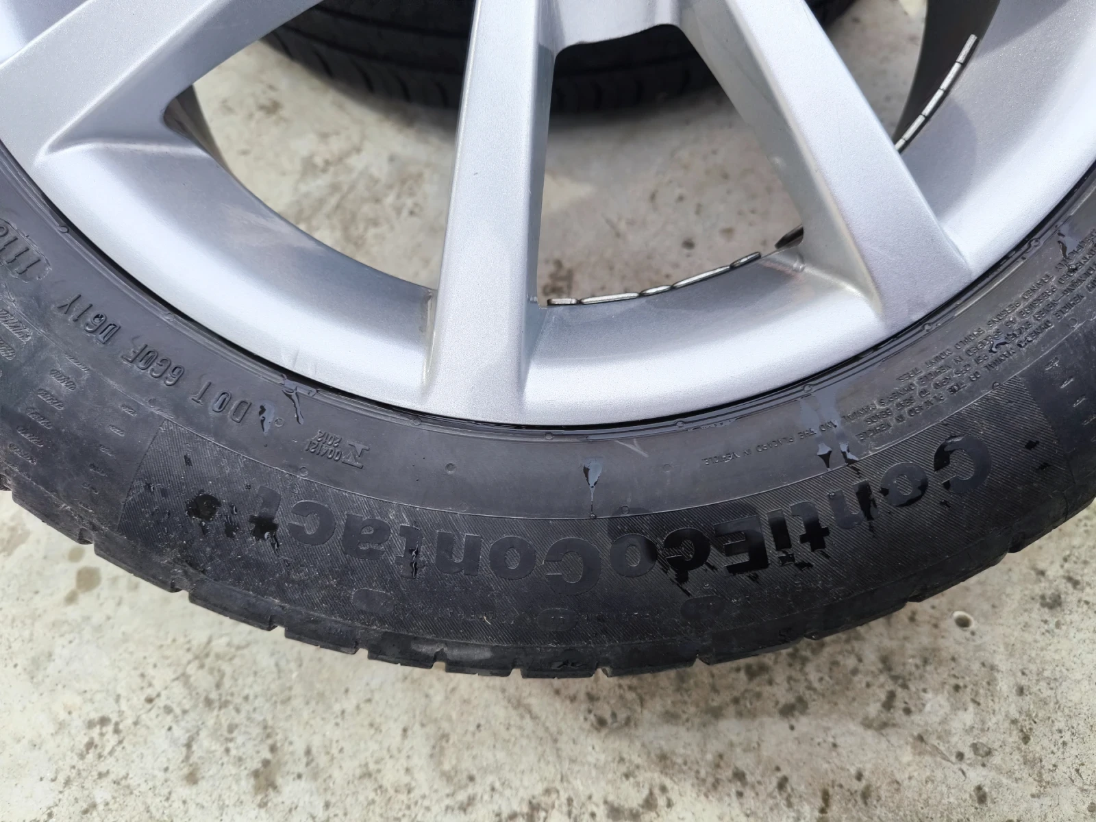 Гуми с джанти Continental 205/55R16, снимка 4 - Гуми и джанти - 53929217