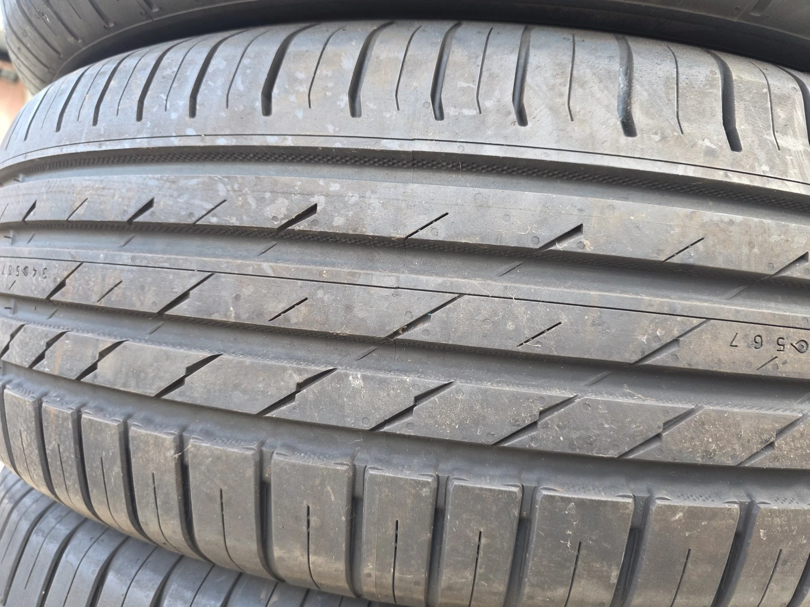 Гуми Летни 235/65R17