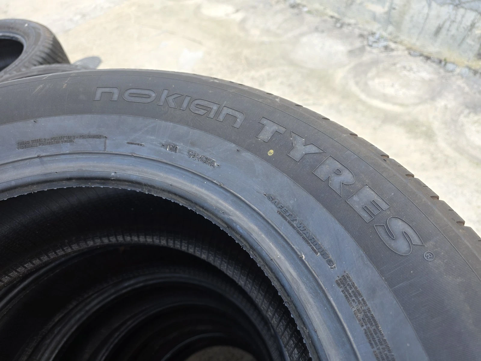 Гуми Летни 235/65R17, снимка 6 - Гуми и джанти - 56664475