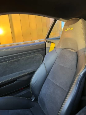 Porsche Cayman GT4, снимка 11