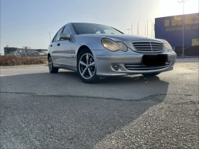 Mercedes-Benz C 220, снимка 2