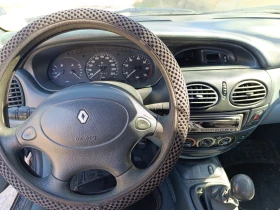 Renault Megane 1.6i 90k.c., снимка 6