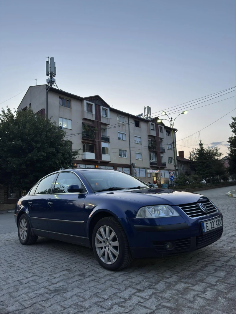 VW Passat, снимка 4 - Автомобили и джипове - 47174042