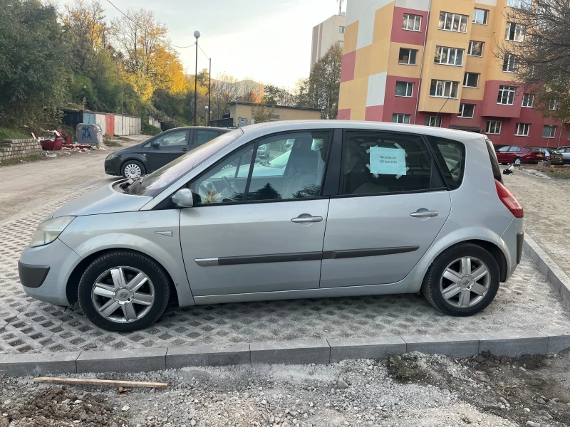 Renault Scenic, снимка 2 - Автомобили и джипове - 49170912