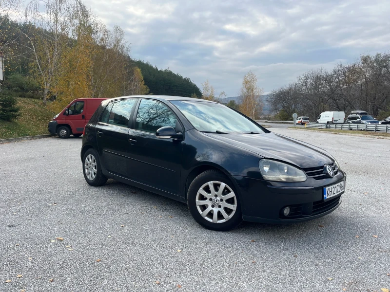 VW Golf, снимка 1 - Автомобили и джипове - 47971373