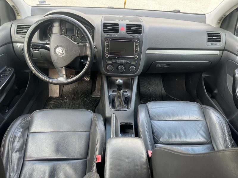 VW Golf, снимка 6 - Автомобили и джипове - 47971373